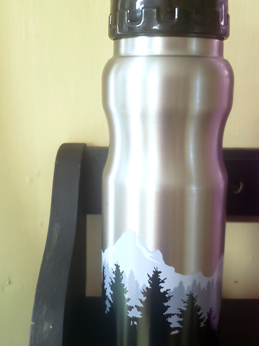 2011 Limited Edition Marlboro Silver & Black Mountain Insulated Water Bottle